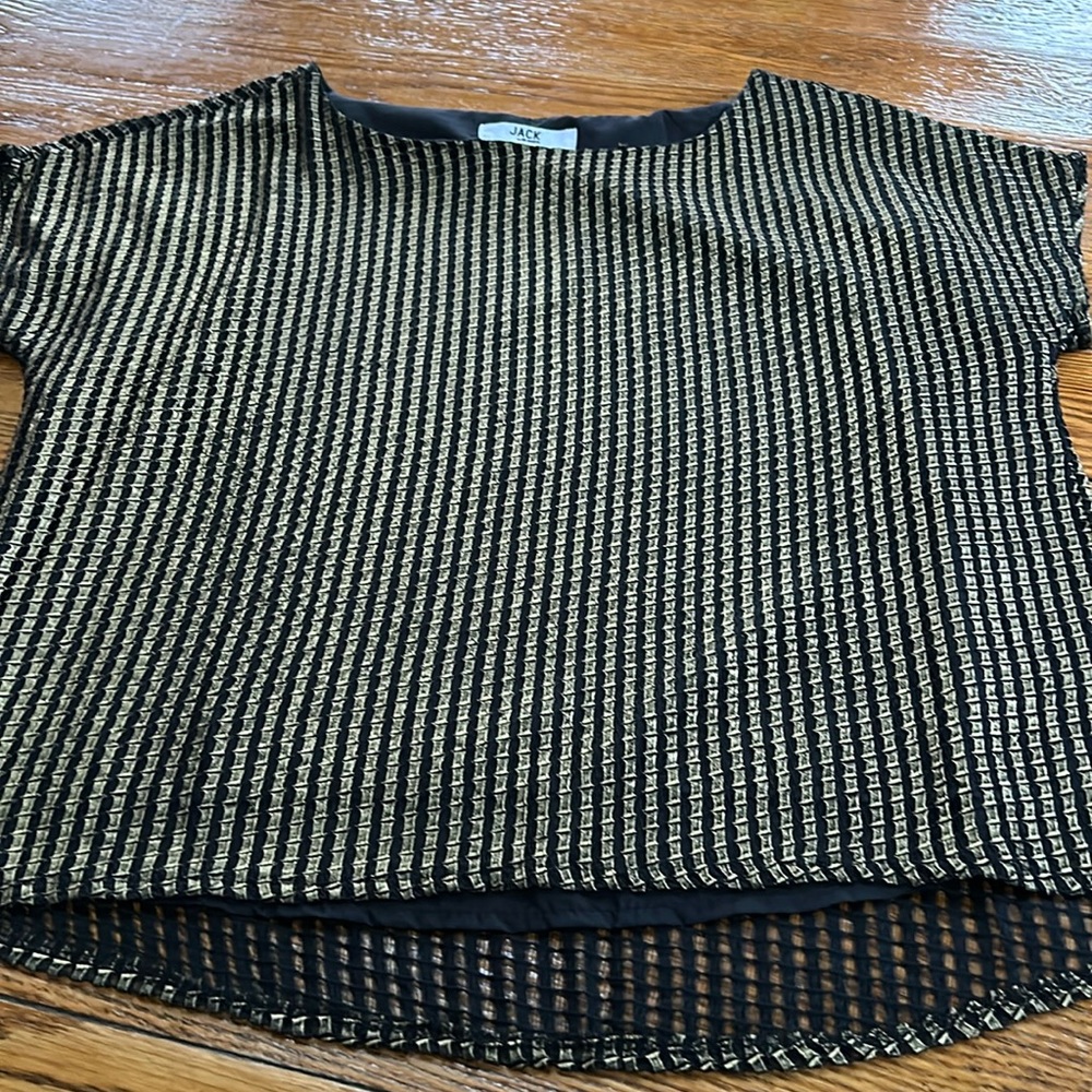 JACK by BB Dakota black and gold top. Size Small.  Fully lined.